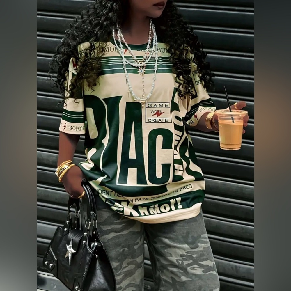 Women’s Olive Green/Black & WhiteCasual Letter Print T-Shirt